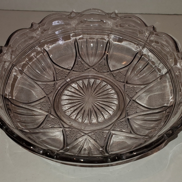 Clear Pink Lavender Tinted Serving Bowl Vintage Glass Star Pattern Frilly Edge - Picture 6 of 16